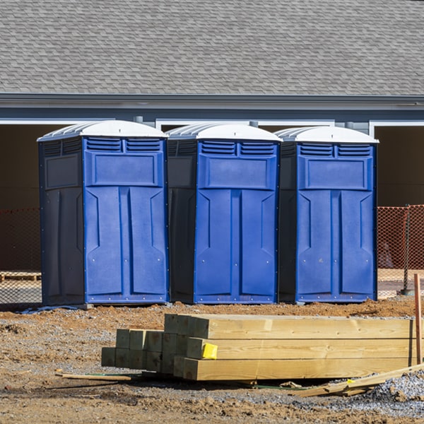 what is the maximum capacity for a single portable toilet in Green River WY